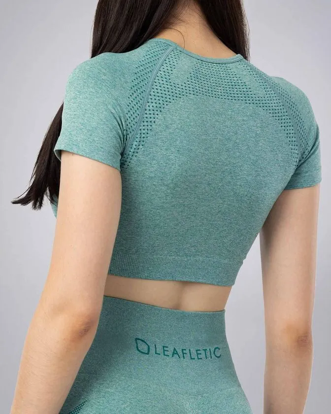 Crop tops deportivos de mujer